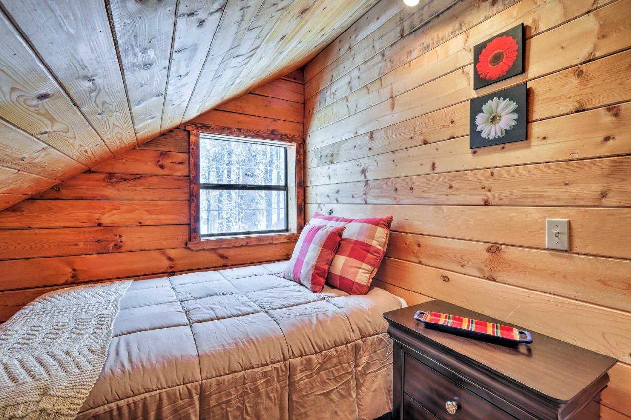 Fully Remodeled Munds Park Woodland Cabin Getaway! Dış mekan fotoğraf